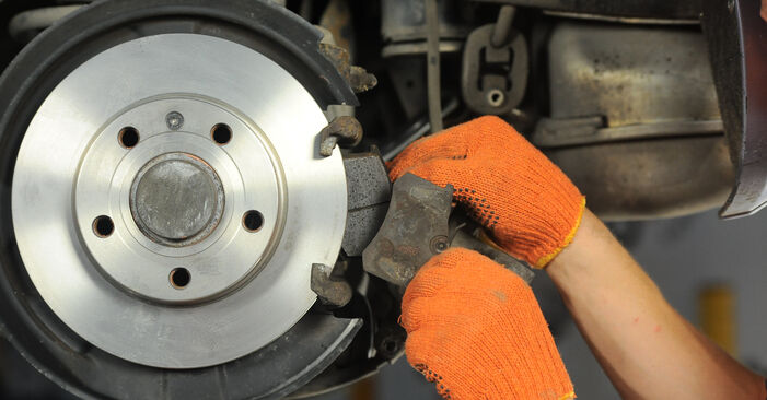 Replacing Brake Pads on Audi A4 B7 Avant 2004 2.0 TDI by yourself
