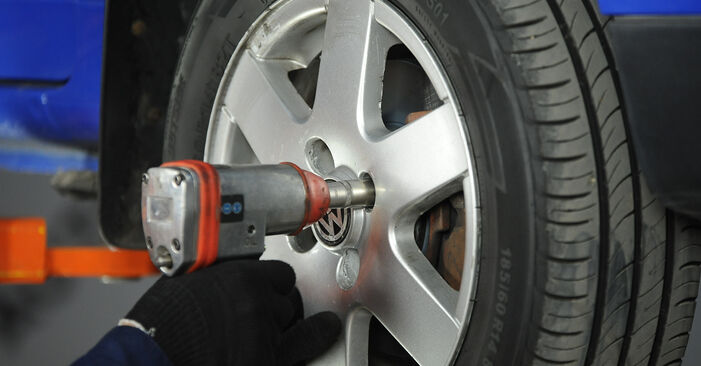 Ersetzen Sie Koppelstange am VW Lupo (6X1, 6E1) 1.4 16V 2001 selber