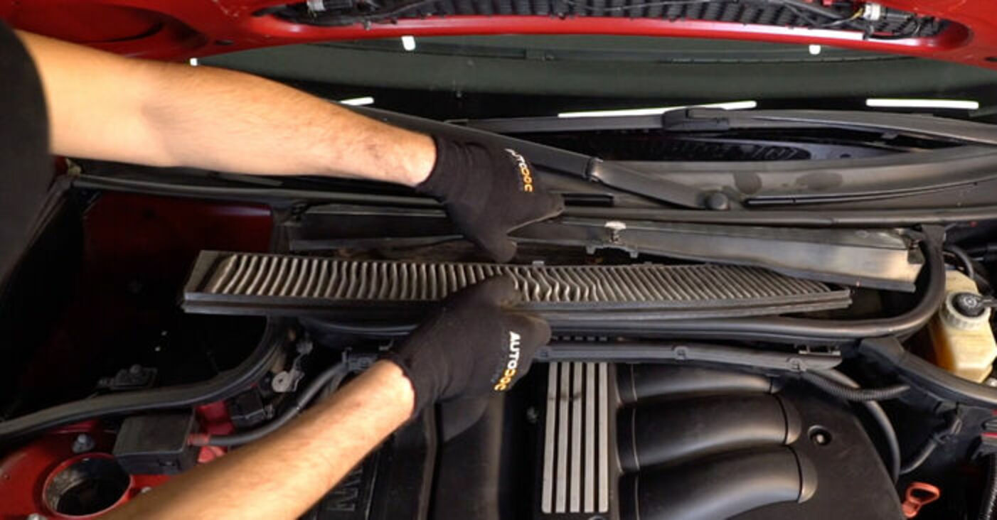 Jak vyměnit kabinovy filtr na BMW E46 cabrio návod k výměně