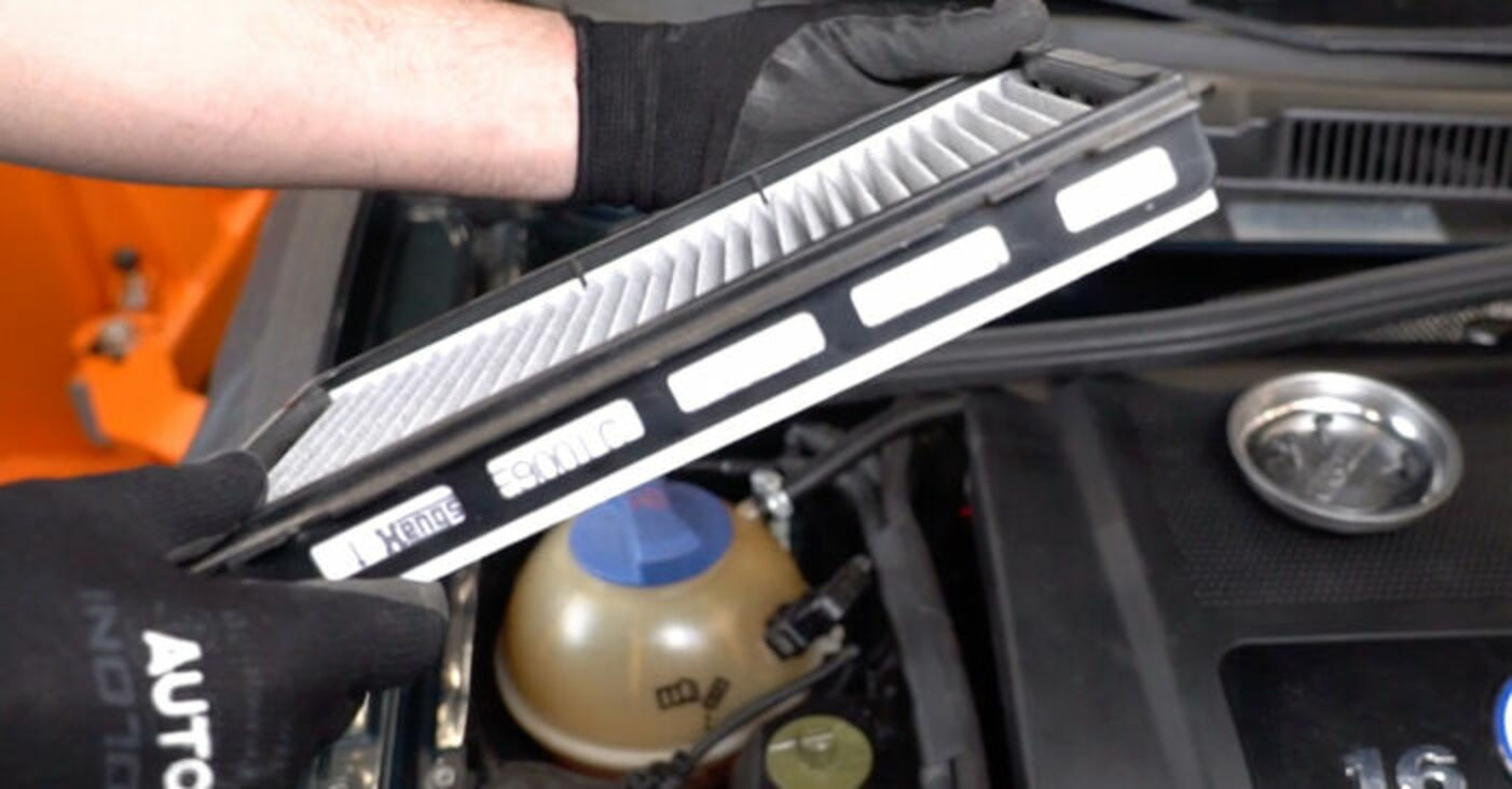 Jak wymienić filtr kabinowy w VW Golf 4 poradnik naprawy