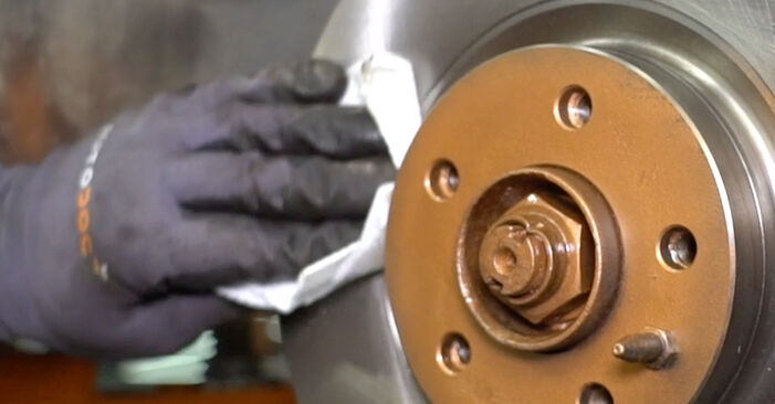 Kako zamenjati Zavorni kolut na Alfa Romeo 147 937 2000 - brezplačni PDF in video priročniki