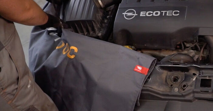 Jak wymienić OPEL Corsa C Hatchback (X01) 1.2 (F08, F68) 2001 Zawieszenie - instrukcje krok po kroku i filmiki instruktażowe