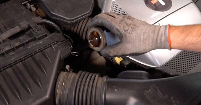 Austauschen Anleitung Ölfilter am Lexus RX XU30 2007 3.3 400h AWD selbst