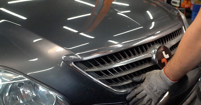 Stoßdämpfer Lexus RX XU30 3.3 400h 2005 wechseln: Kostenlose Reparaturhandbücher