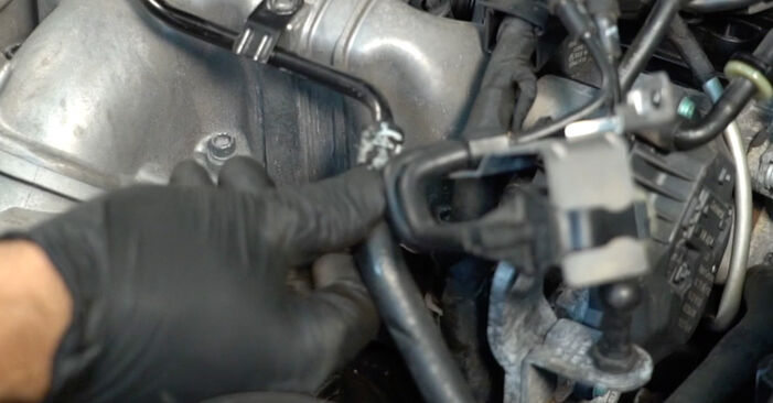 VW PASSAT 2.0 TDI 16V Ölfilter ausbauen: Anweisungen und Video-Tutorials online