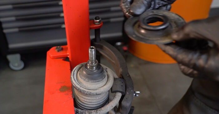 Come rimuovere VW POLO 1.6 2013 Ammortizzatori - istruzioni online facili da seguire