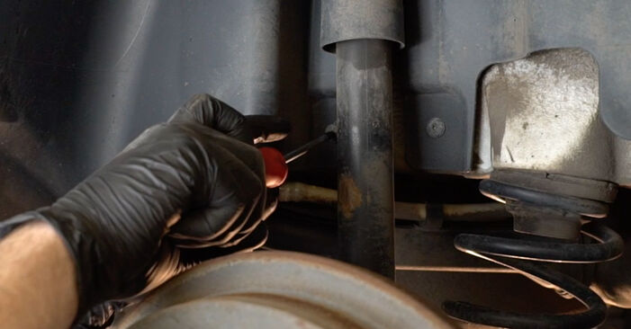 VW POLO 2016 Stoßdämpfer Schrittweise Anleitungen zum Wechsel von Autoteilen