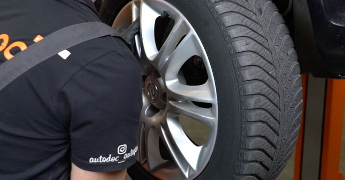 Hinweise des Automechanikers zum Wechseln von OPEL Corsa D Schrägheck (S07) 1.4 (L08, L68) 2011 Stoßdämpfer