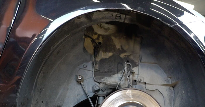 Corsa D Schrägheck (S07) 1.3 CDTI (L08, L68) 2008 Stoßdämpfer - Wegleitung zum selbstständigen Teileersatz