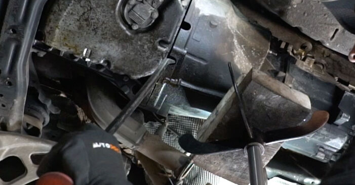 Wie man Kupplungssatz am BMW Z4 Roadster (E85) 2008 wechselt – Laden Sie sich PDF-Wegleitungen und Videoanweisungen herunter