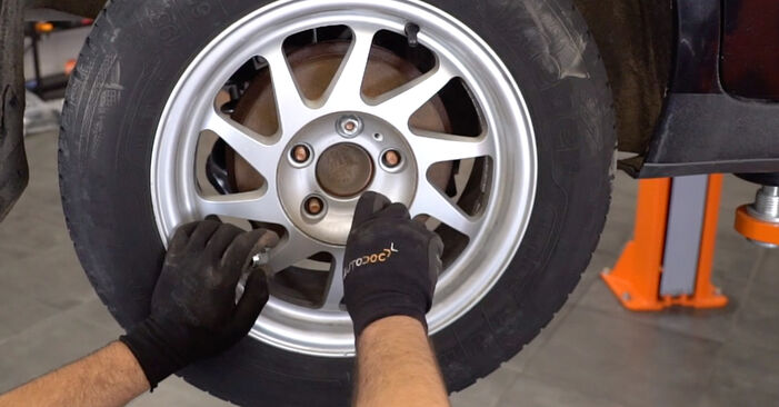 Comment changer Bras de Suspension sur Ford Kuga Mk2 2012 - Manuels PDF et vidéo gratuits