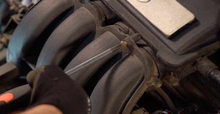 Hvordan skifte VW LT 2003 Tennplugger trinn–for–trinn veiledning