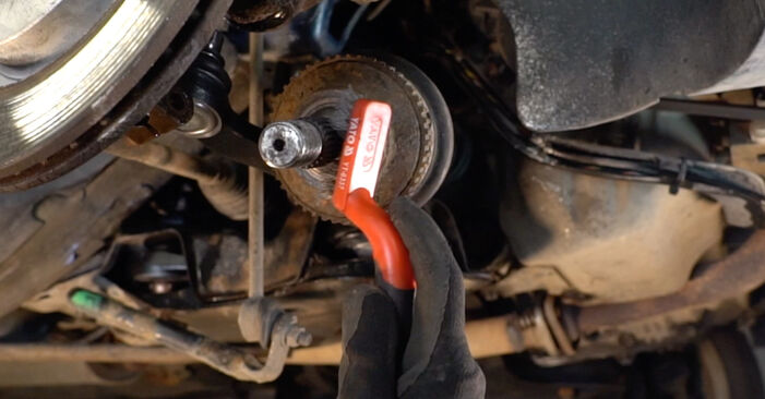 Replacing Control Arm on Peugeot 207 SW 2010 1.6 HDi by yourself