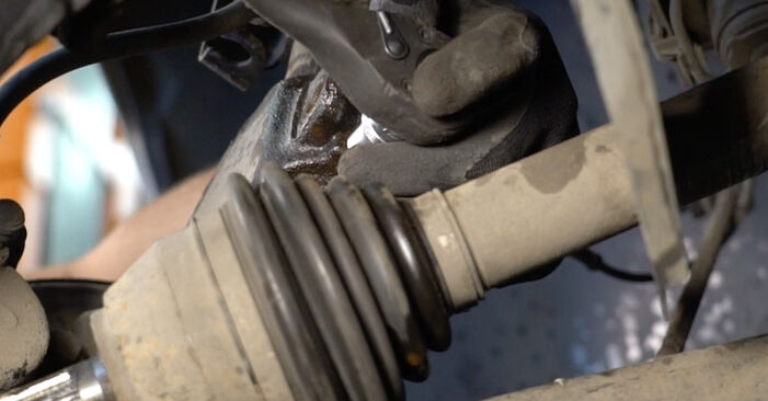 Wie schwer ist es, selbst zu reparieren: Stoßdämpfer Volvo C70 Cabrio 2.4 2012 Tausch - Downloaden Sie sich illustrierte Anleitungen