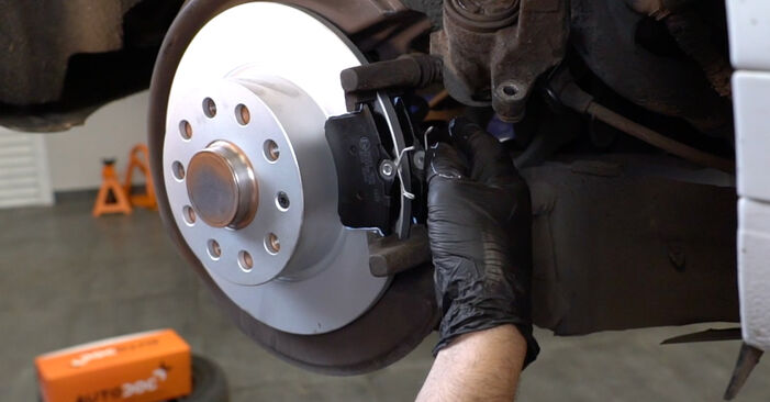 How to change Wheel Bearing on Audi A3 8V7 2013 - free PDF and video manuals