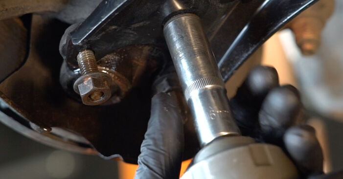 Step-by-step recommendations for DIY replacement Audi A3 8P 2006 2.0 FSI Control Arm
