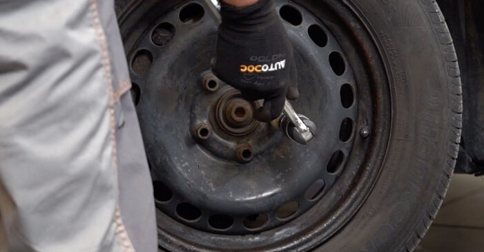 Wie man Bremsbeläge am Peugeot 607 Limousine 2000 ersetzt - Kostenfreie PDF- und Videotipps