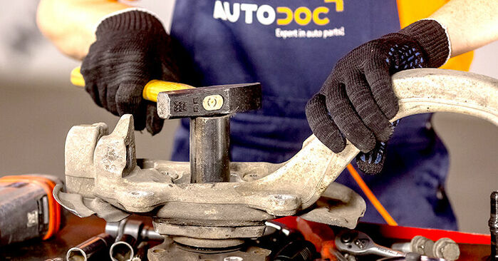 Trocar Rolamento da Roda no AUDI A4 Sedan (8E2, B6) 1.8 T 2003 por conta própria