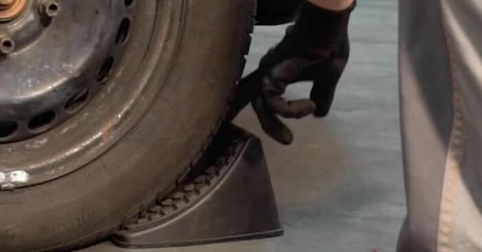 Como substituir BMW 3 Sedan (E46) 320d 2.0 1999 Tirante da Barra Estabilizadora - manuais e guias de vídeo passo a passo