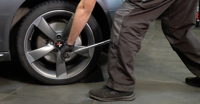 Como substituir Molas no AUDI A4 Sedan (8K2, B8) 2012: descarregue manuais em PDF e instruções em vídeo