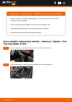 DIY manual on replacing BMW 3 Series Wiper Blades