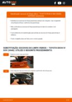 Como substituir Escovas do limpa parabrisas dianteiro e traseiro TOYOTA RAV 4 IV (ZSA4_, ALA4_) - manual online