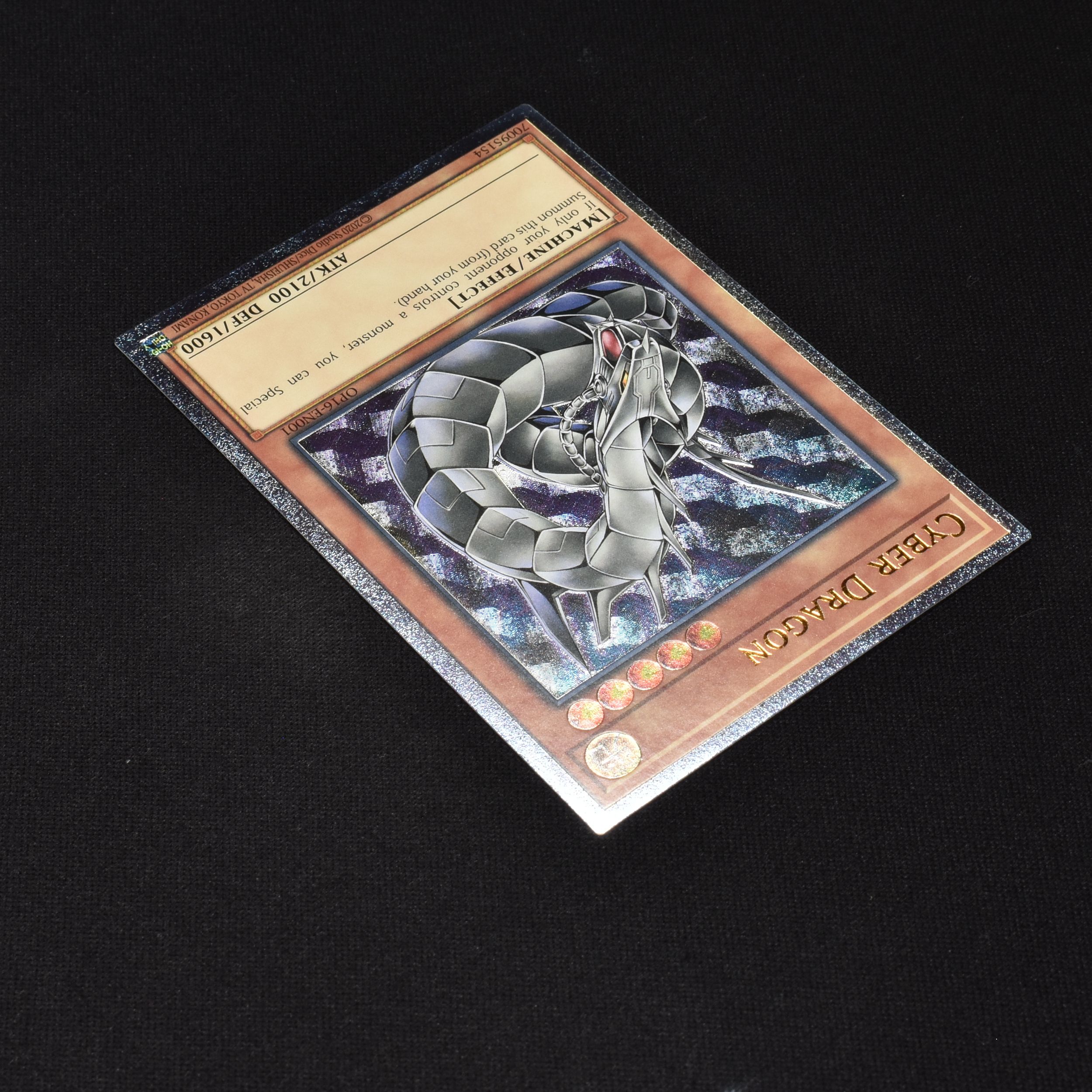 在庫あ好評 遊戯王 海外 公式 ドラゴニックレギオン プレイマット