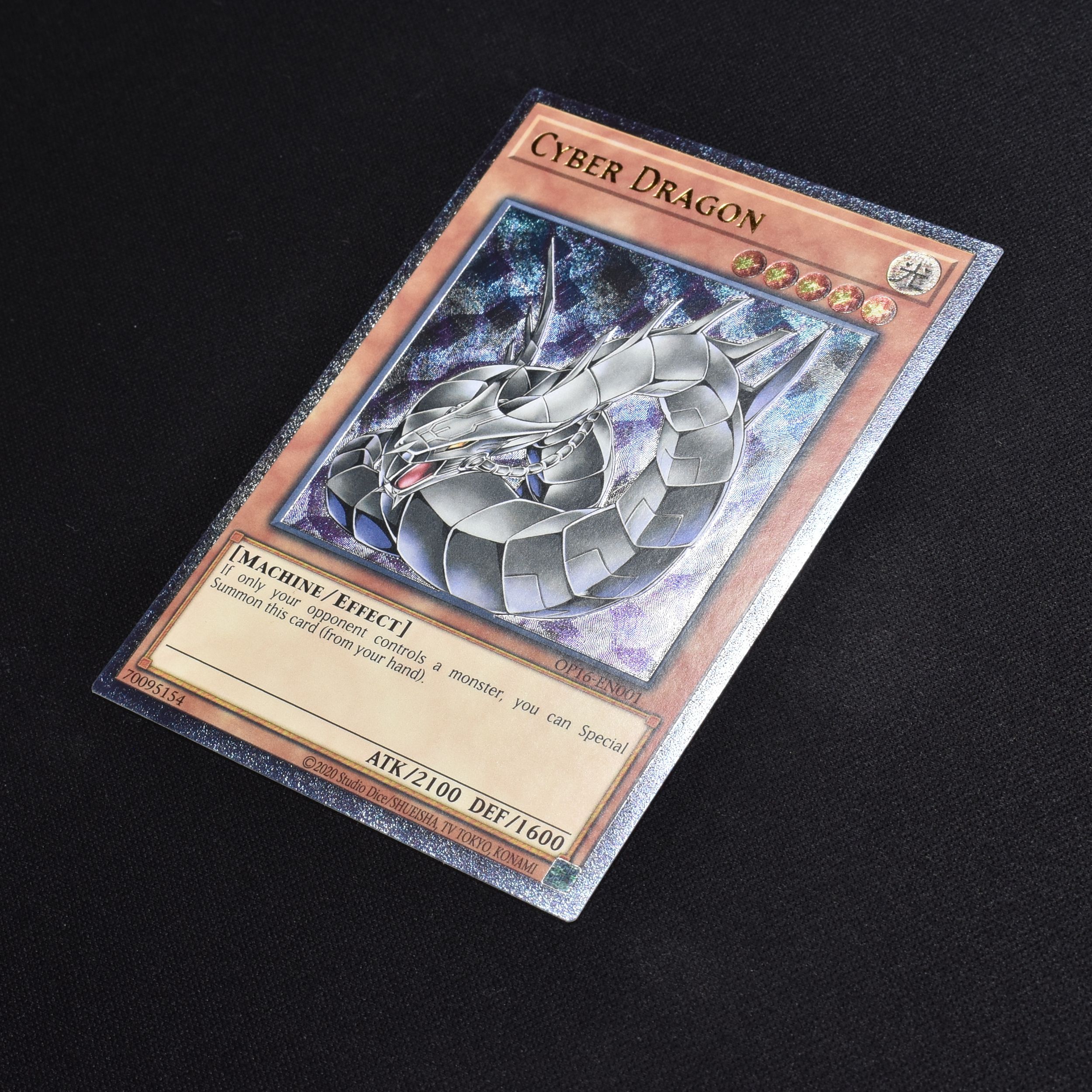 遊戯王 ドラゴニックレギオン プレイマット 海外版 カオスドラゴン