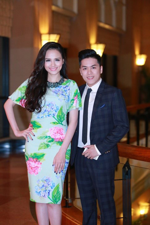 Diem Huong with her husband at CMG Gala Dinner 