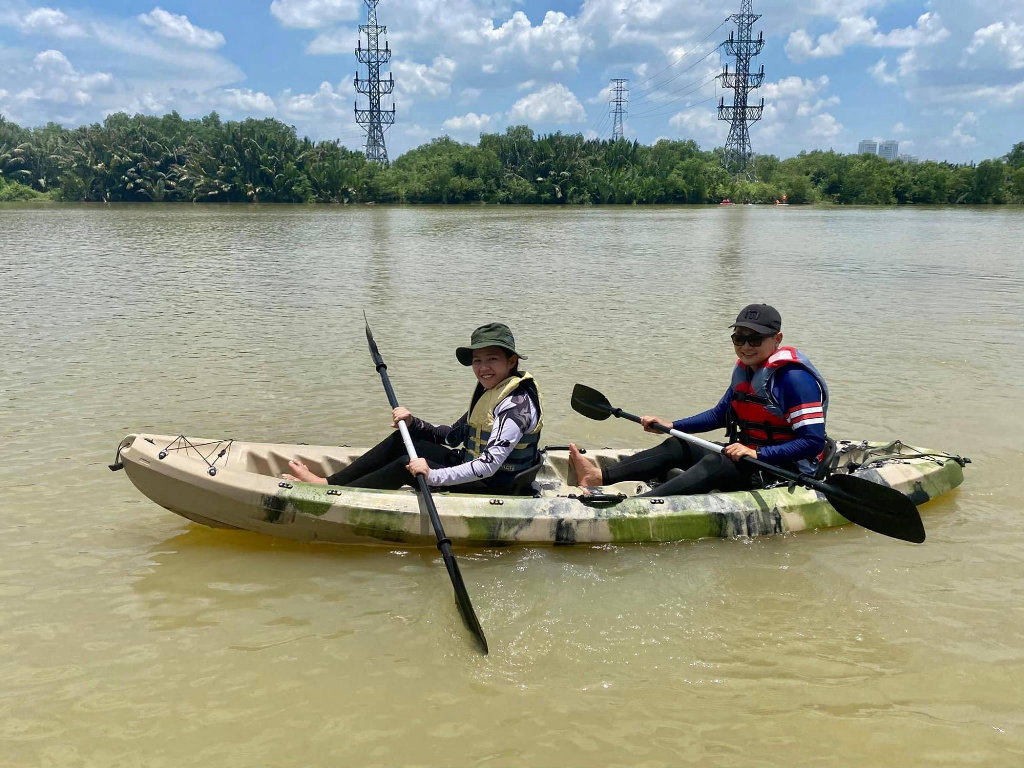 Chèo thuyền kayak