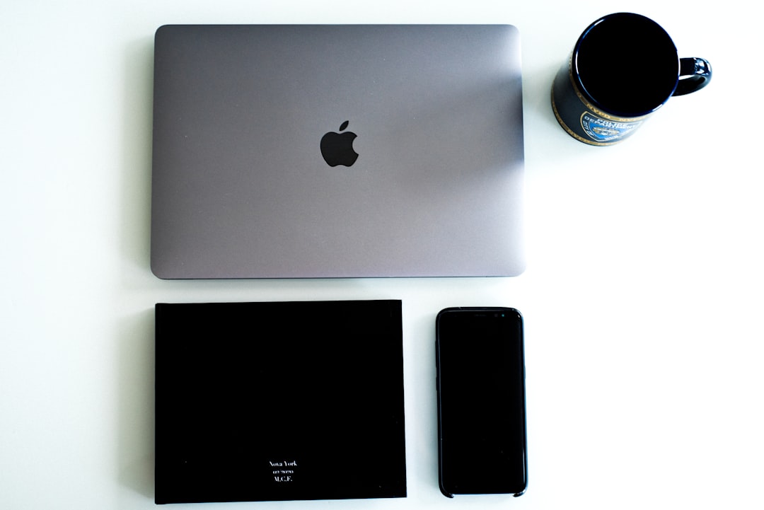 ecommerce dashboard, laptop