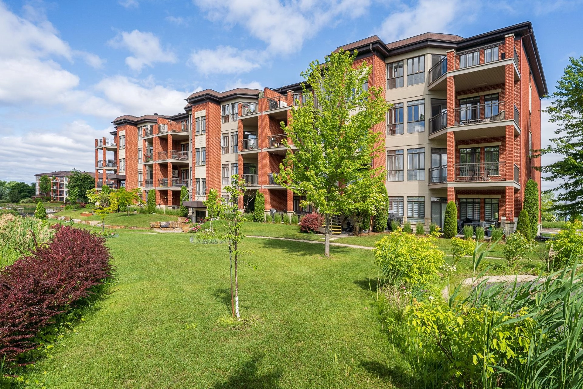 Balcons avec vue sur les espaces verts