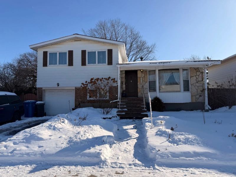 561 Rue Vallières Longueuil (Greenfield Park)