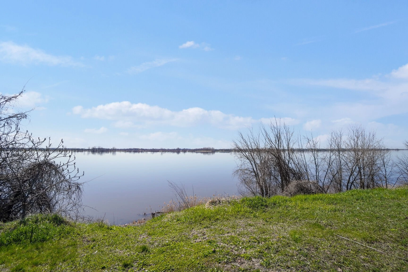 Vue sur le lac