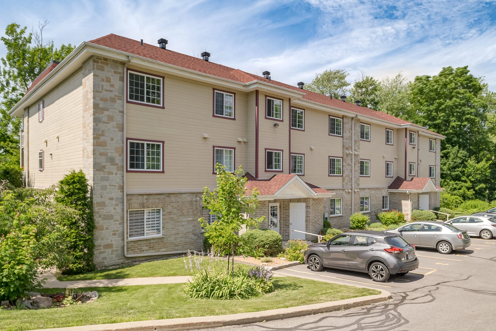 Exterior view of condominium complex