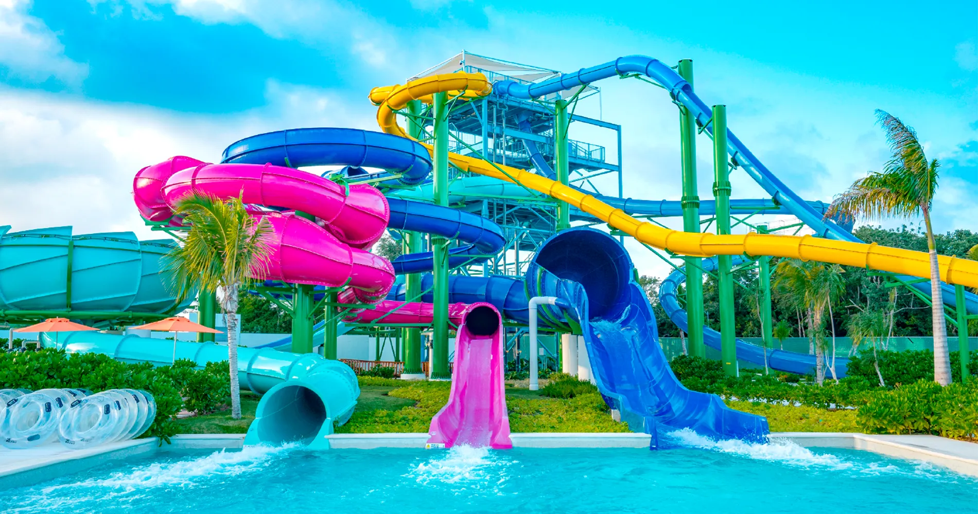 SOAK SUMMIT TOWER, ONE OF THE WATERSLIDE ACTIVITIES PHOTOS AT AQUA NICK RIVIERA MAYA WATER PARK