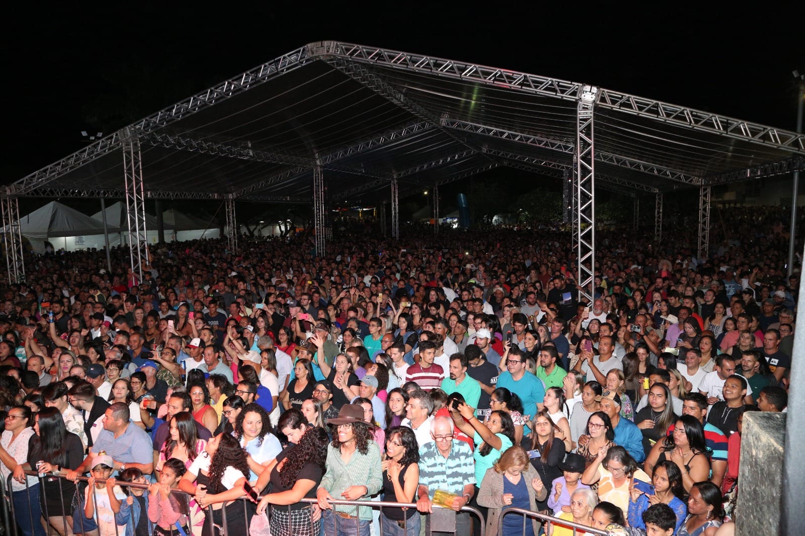 Carnaval movimenta cidades da região com shows, blocos e programação gratuita