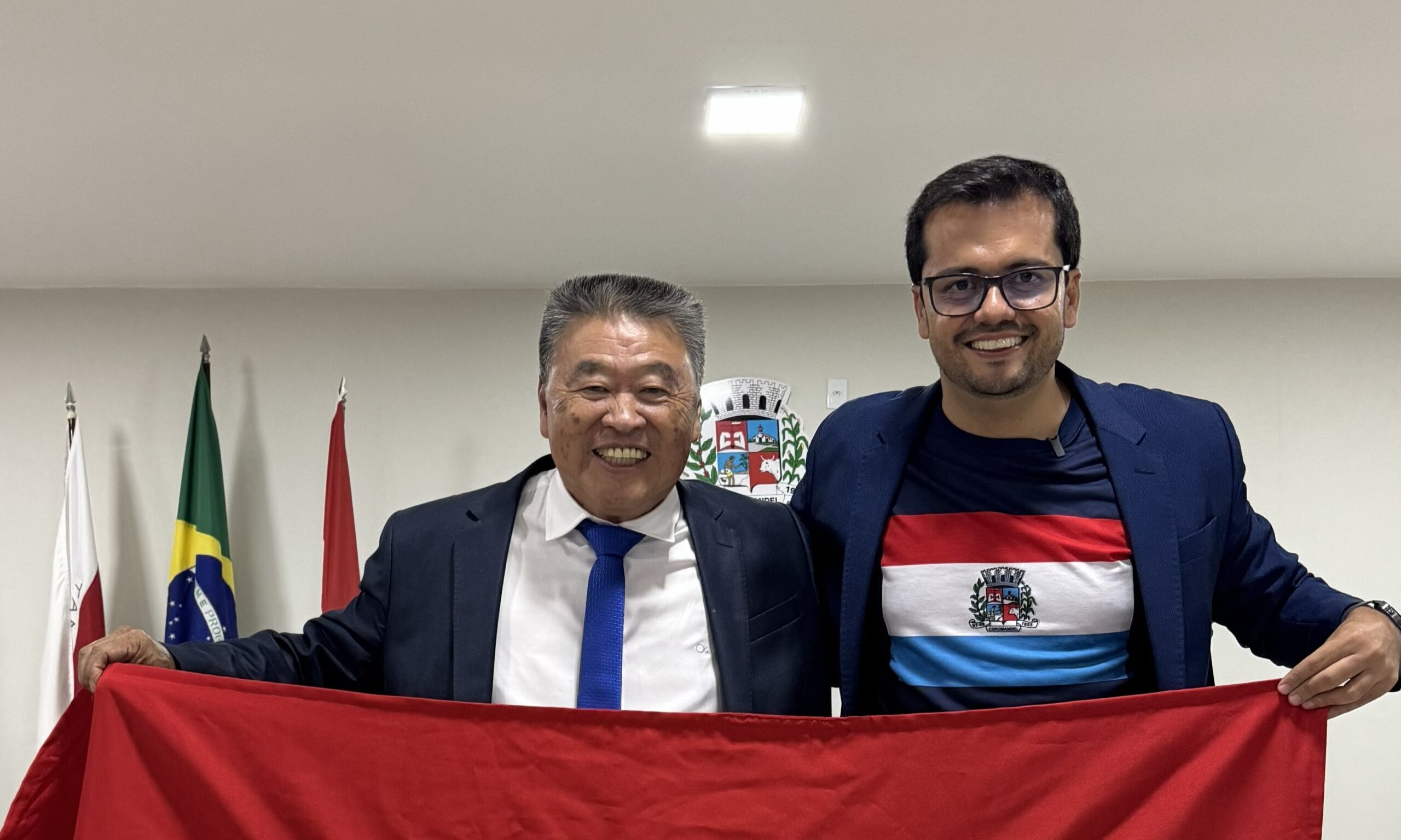 Fernando Breno renuncia ao cargo de prefeito de Coromandel