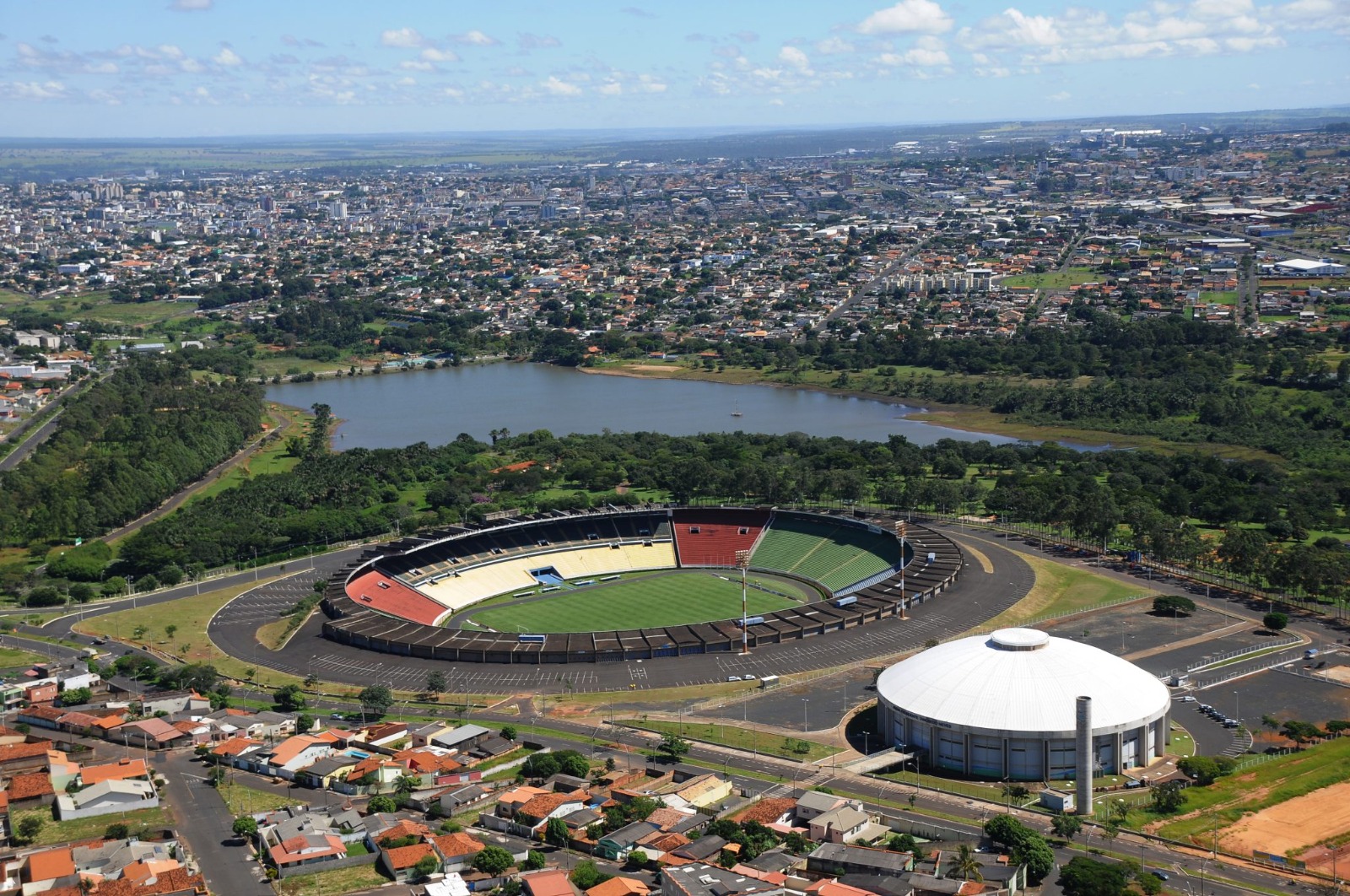 Parques e Clubes em Uberlândia: Guia Completo de Lazer em Família