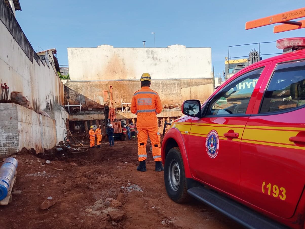 Trabalhador morre enquanto fazia manutenção em equipamento de obra em Uberlândia