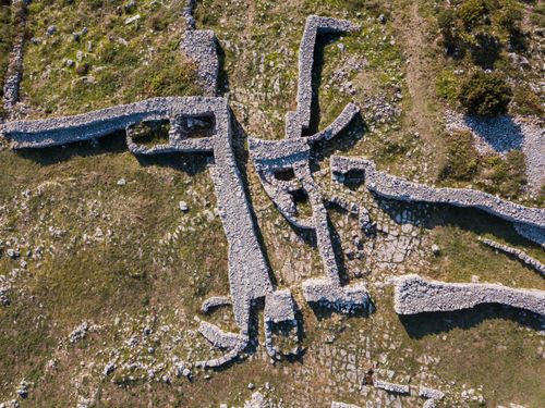 Entdecke antike Schätze in Barat