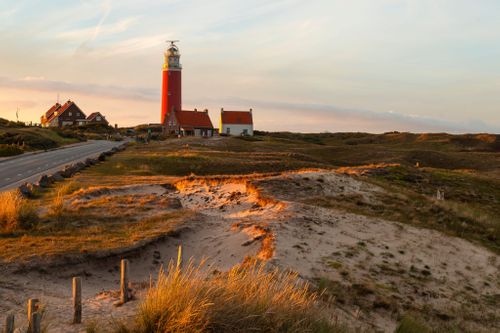 Besteigen Sie den Leuchtturm von De Cocksdorp