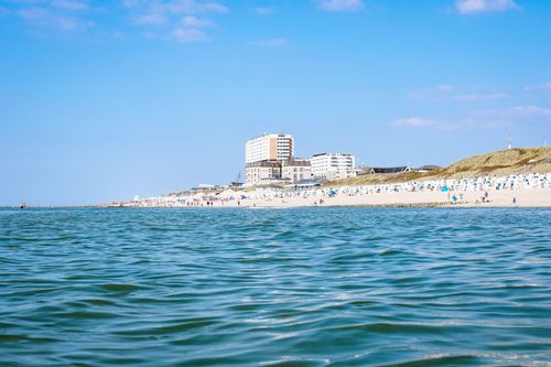 Windgepeitschte Strände und schroffe Klippen in Westerland