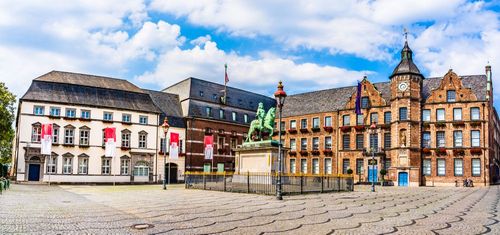 Welche Sehenswürdigkeiten und Attraktionen gibt es in Düsseldorf?