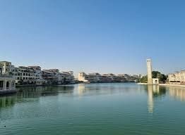 Landscaped Parks & Lakes