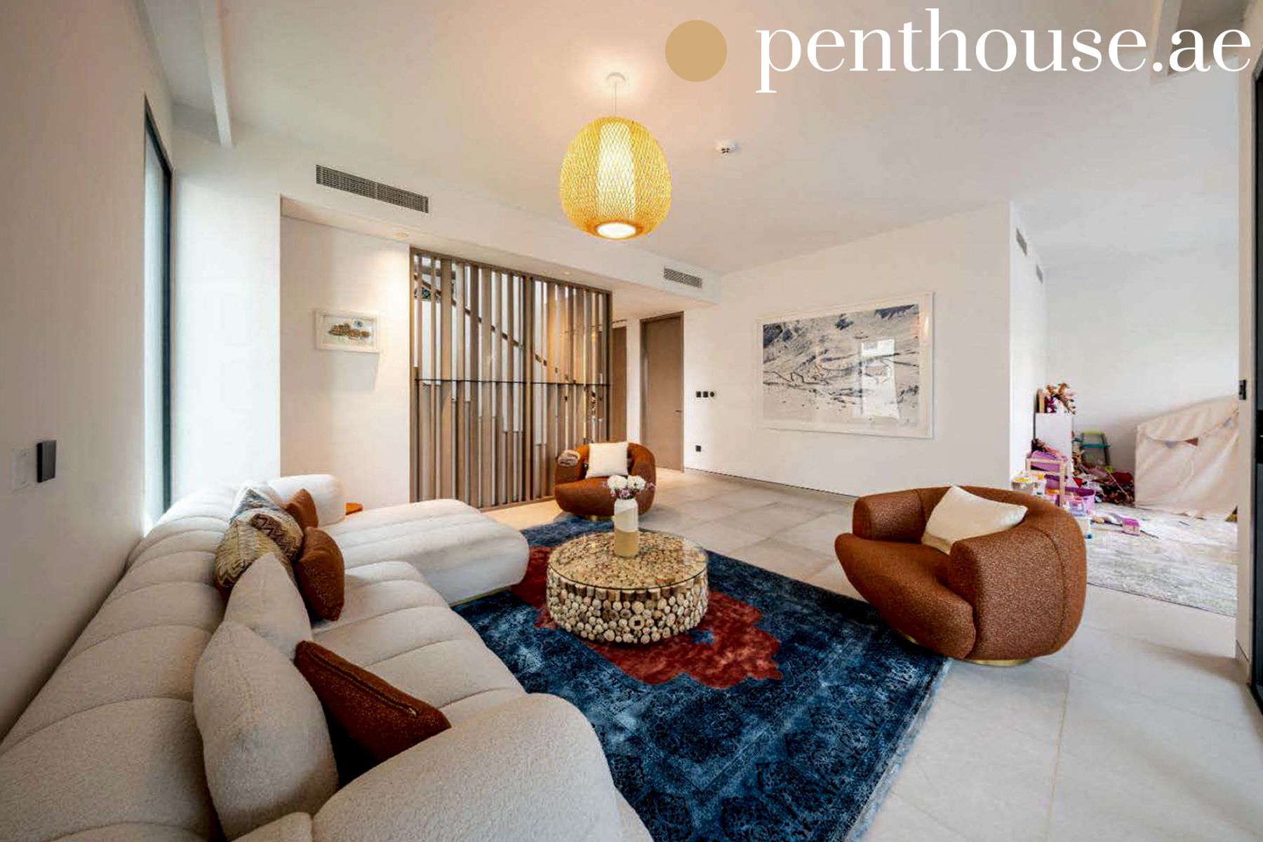 Spacious Villa | Private Garden | Best Offer