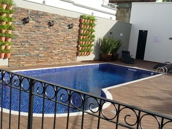 APARTAMENTO COM PISCINA - ED VARADERO