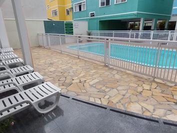 APARTAMENTO COM PISCINA - ED SAN VICTOR AP28