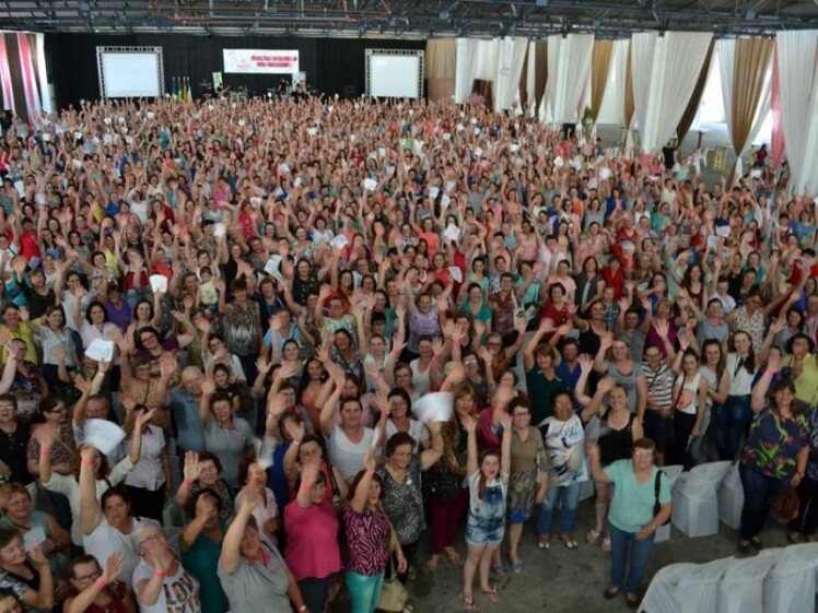 Cravil reúne mais de 1300 mulheres em Rio do Sul
