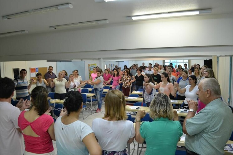 Cooperação e valorização do professor